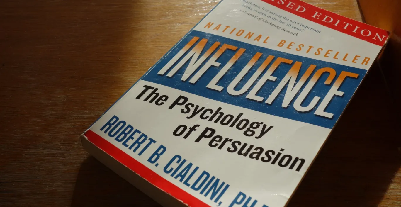 Beinvloedingsprincipes van Cialdini